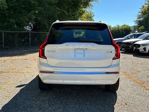 New 2026 Volvo XC90 B6 Ultra w/ Protection Package image 3