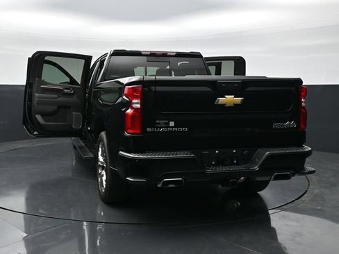 Used 2025 Chevrolet Silverado 1500 High Country AWD/4WD image 48