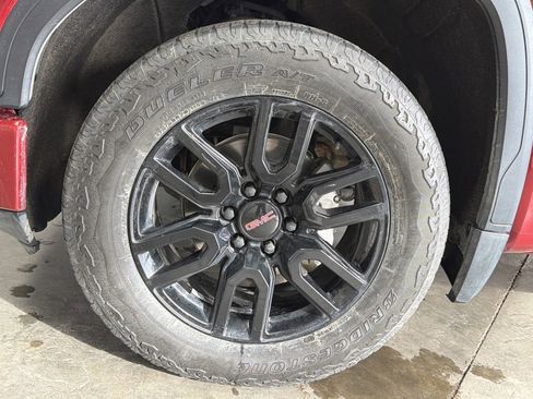 Used 2022 GMC Sierra 1500 Elevation image 16