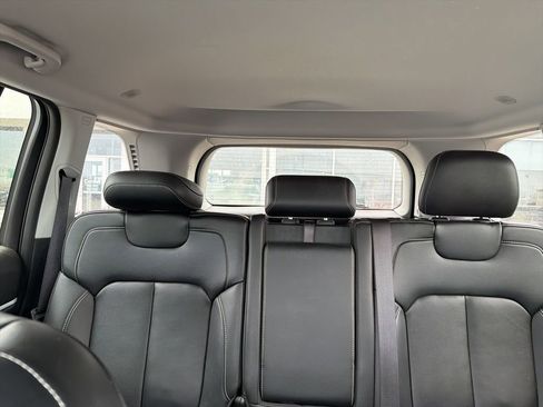 Used 2022 Jeep Grand Cherokee Limited image 24