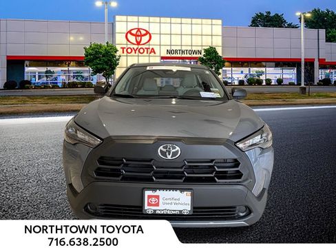 Used 2026 Toyota Corolla Cross L image 5