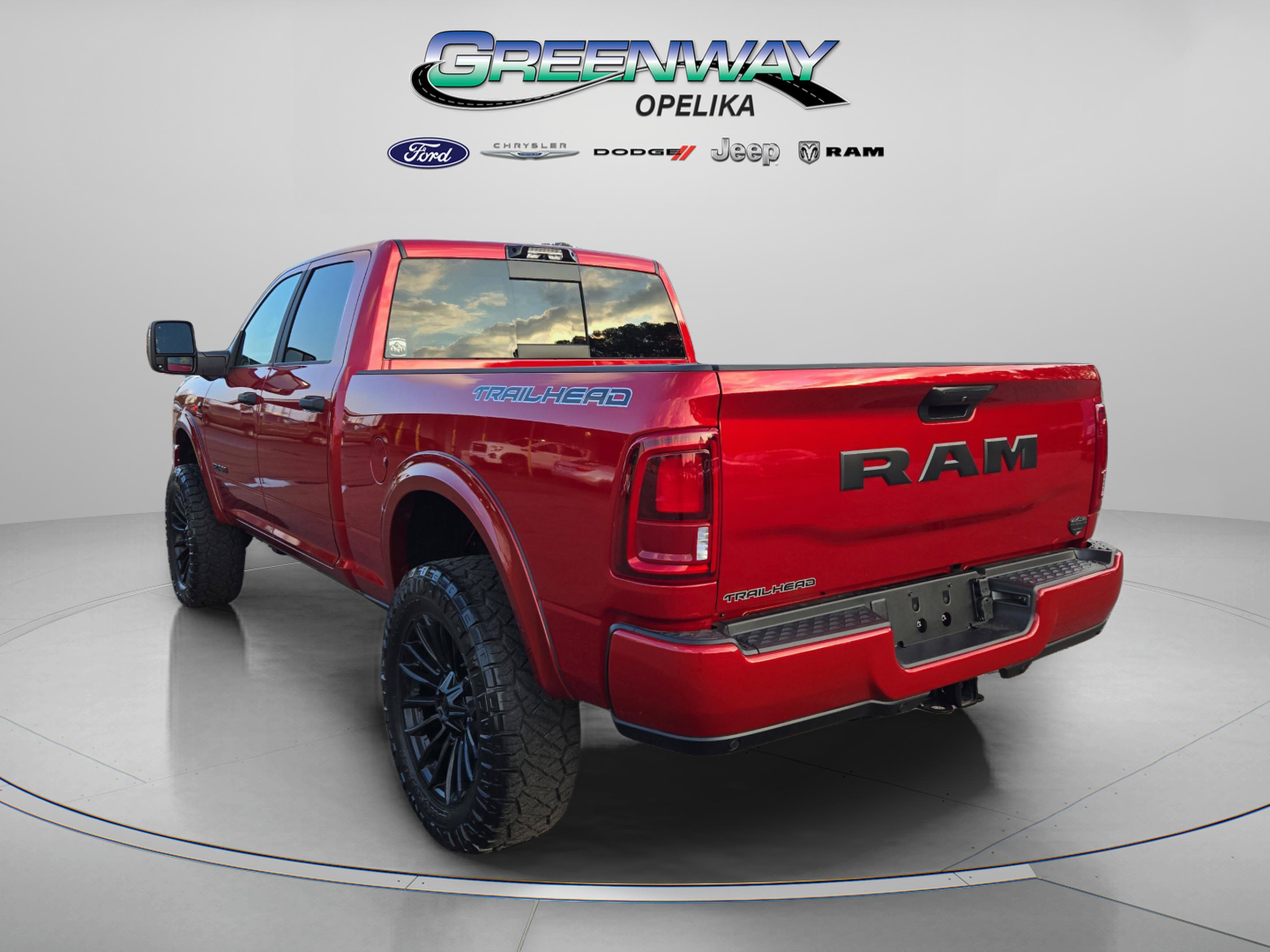 Used 2026 RAM 2500 Big Horn AWD/4WD image 4