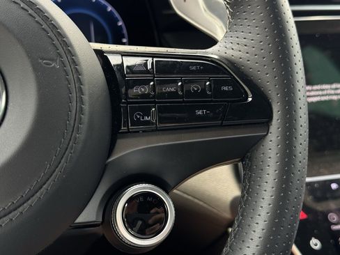 Used 2024 Maserati Grecale GT image 41