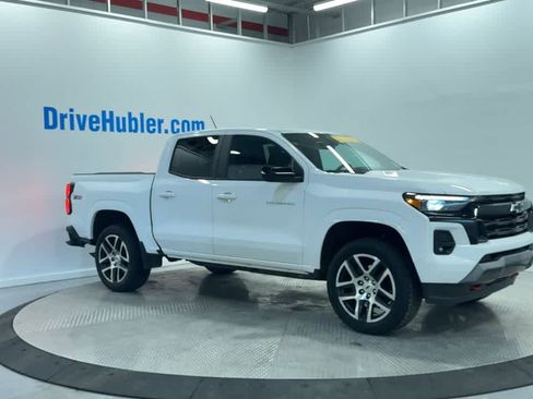 Used 2024 Chevrolet Colorado Z71 w/ Z71 Convenience Package 2 image 5