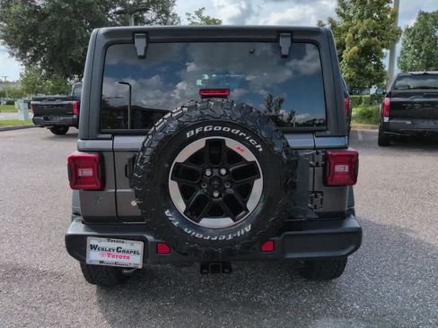 Used 2018 Jeep Wrangler Unlimited Sport S AWD/4WD image 5
