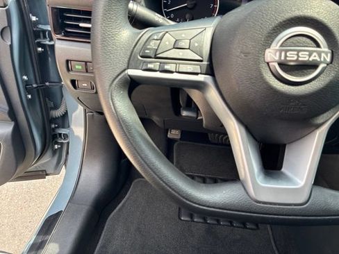 Used 2024 Nissan Sentra SV FWD image 22