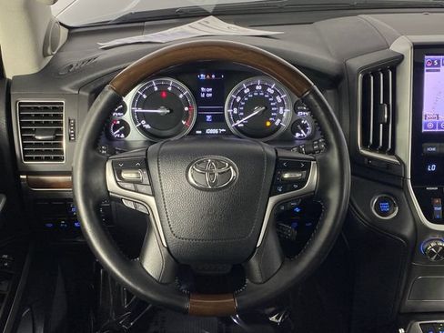 Certified 2019 Toyota Land Cruiser AWD/4WD image 21