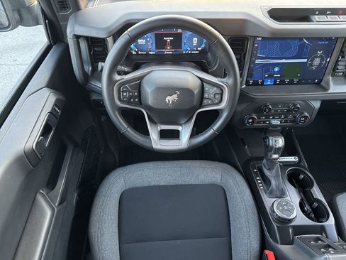 Used 2025 Ford Bronco Big Bend image 28