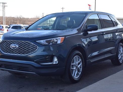 Used 2023 Ford Edge SEL w/ Convenience Package image 9