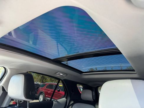 Used 2019 Chevrolet Equinox Premier FWD image 34