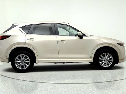 Used 2024 MAZDA CX-5 AWD 2.5 S w/ Select Package image 4