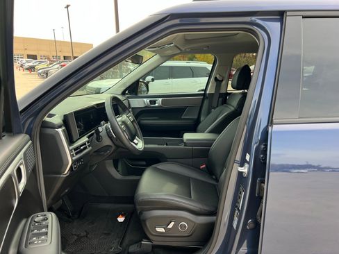 Used 2025 Hyundai Santa Fe XRT image 28