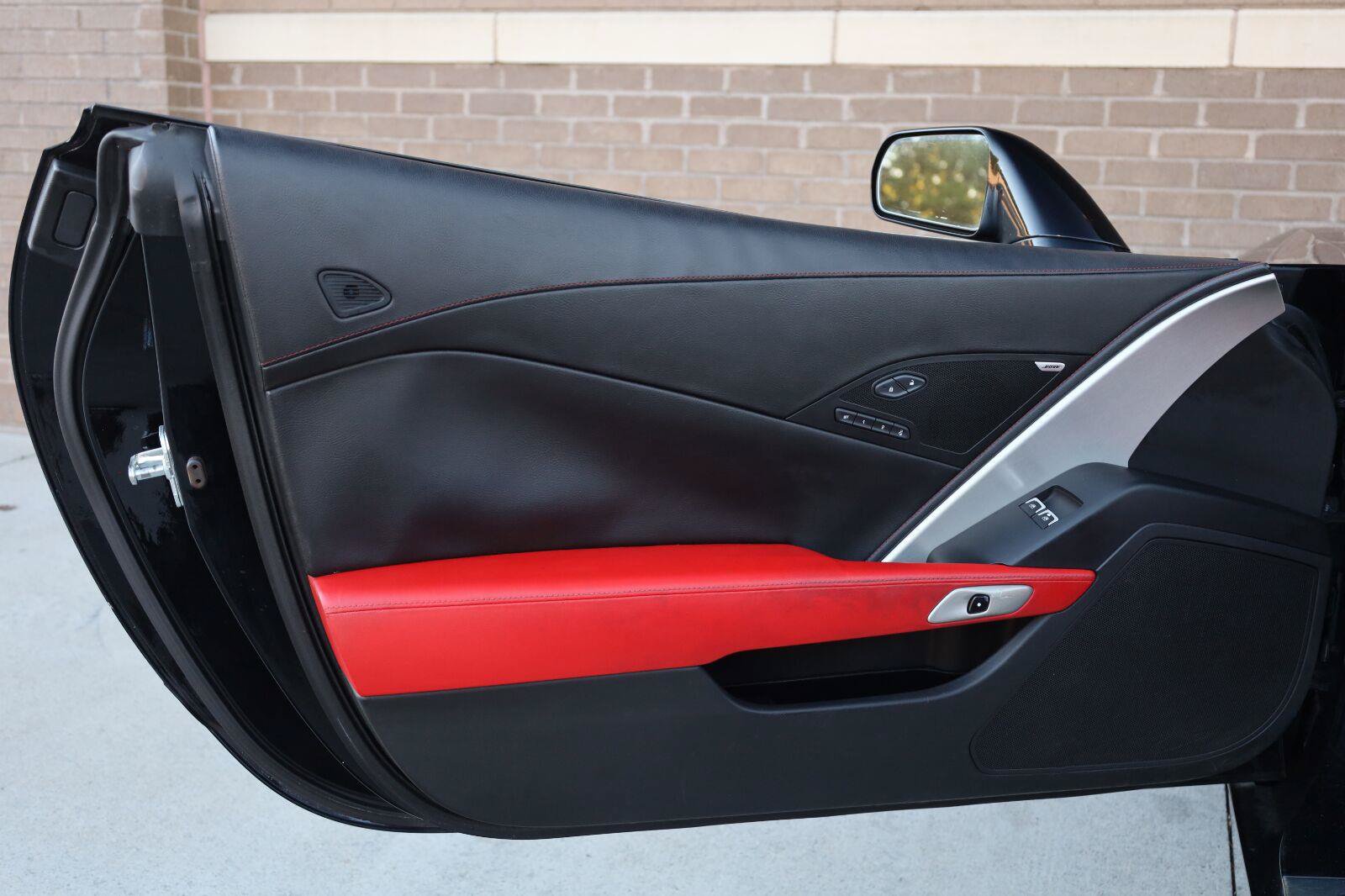 Used 2014 Chevrolet Corvette Stingray Convertible w/ 2LT Preferred Equipment Group RWD image 24