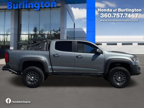 Used 2019 Chevrolet Colorado ZR2 w/ Colorado ZR2 Bison Edition AWD/4WD image 7