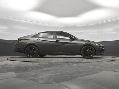 New 2026 Hyundai Elantra SEL Sport FWD image 41