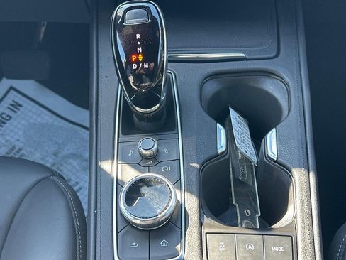Used 2025 Cadillac XT4 Premium Luxury AWD/4WD image 11