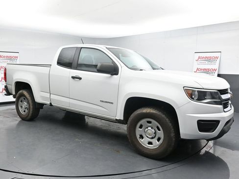 Used 2020 Chevrolet Colorado W/T w/ WT Convenience Package image 2