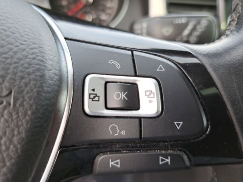 Used 2018 Volkswagen Atlas SEL image 18