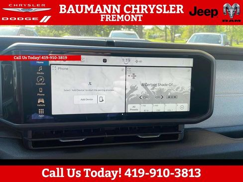 Used 2024 Jeep Wrangler Sport image 18