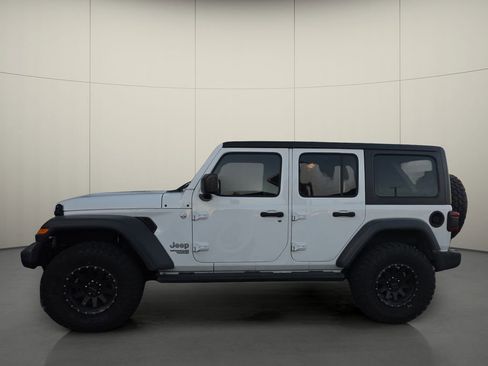 Used 2018 Jeep Wrangler Unlimited Sport S image 4