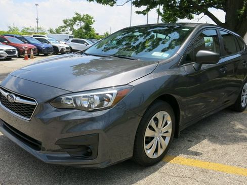 Used 2019 Subaru Impreza 2.0i w/ Eyesight AWD/4WD image 2