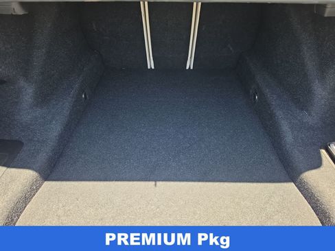 Used 2017 BMW 530i RWD image 23