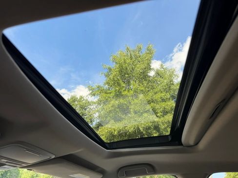 Used 2018 Honda Pilot EX-L image 19