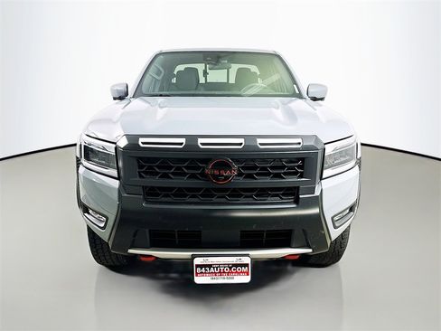 Used 2025 Nissan Frontier PRO-4X w/ Pro Convenience Package image 2