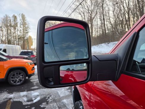 Used 2024 RAM 2500 Big Horn w/ Safety Group image 19