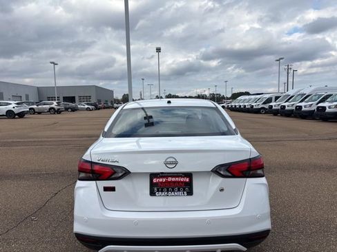New 2025 Nissan Versa S image 3