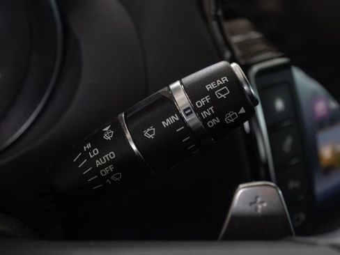 Used 2018 Jaguar F-PACE S image 13