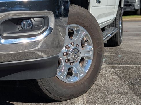 Used 2024 RAM 2500 Big Horn w/ Bed Utility Group image 32