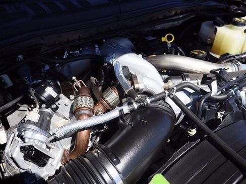Used 2022 Ford F250 Lariat w/ Tremor Off-Road Package AWD/4WD image 11