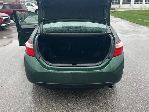 Used 2016 Toyota Corolla LE image 24