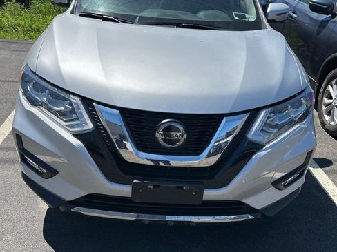 Used 2019 Nissan Rogue SL w/ Premium Package AWD/4WD image 1