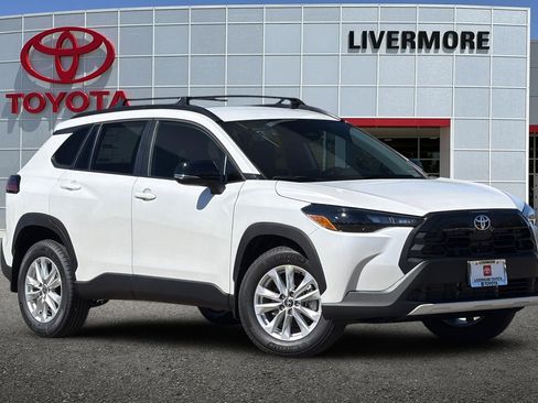 New 2026 Toyota Corolla Cross LE image 2