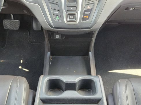 Used 2018 Honda Odyssey EX-L image 17