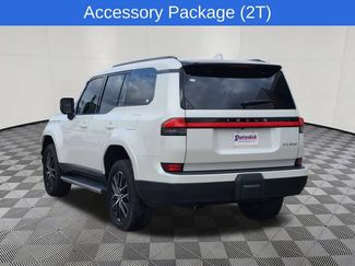 Used 2025 Lexus GX 550 AWD/4WD video 3