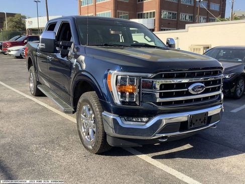 Used 2023 Ford F150 Lariat w/ Trailer Tow Package image 3