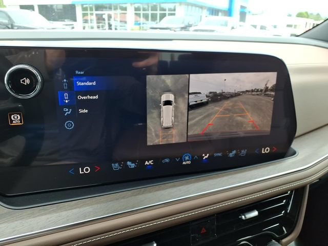 New 2026 Chevrolet Tahoe High Country AWD/4WD image 17