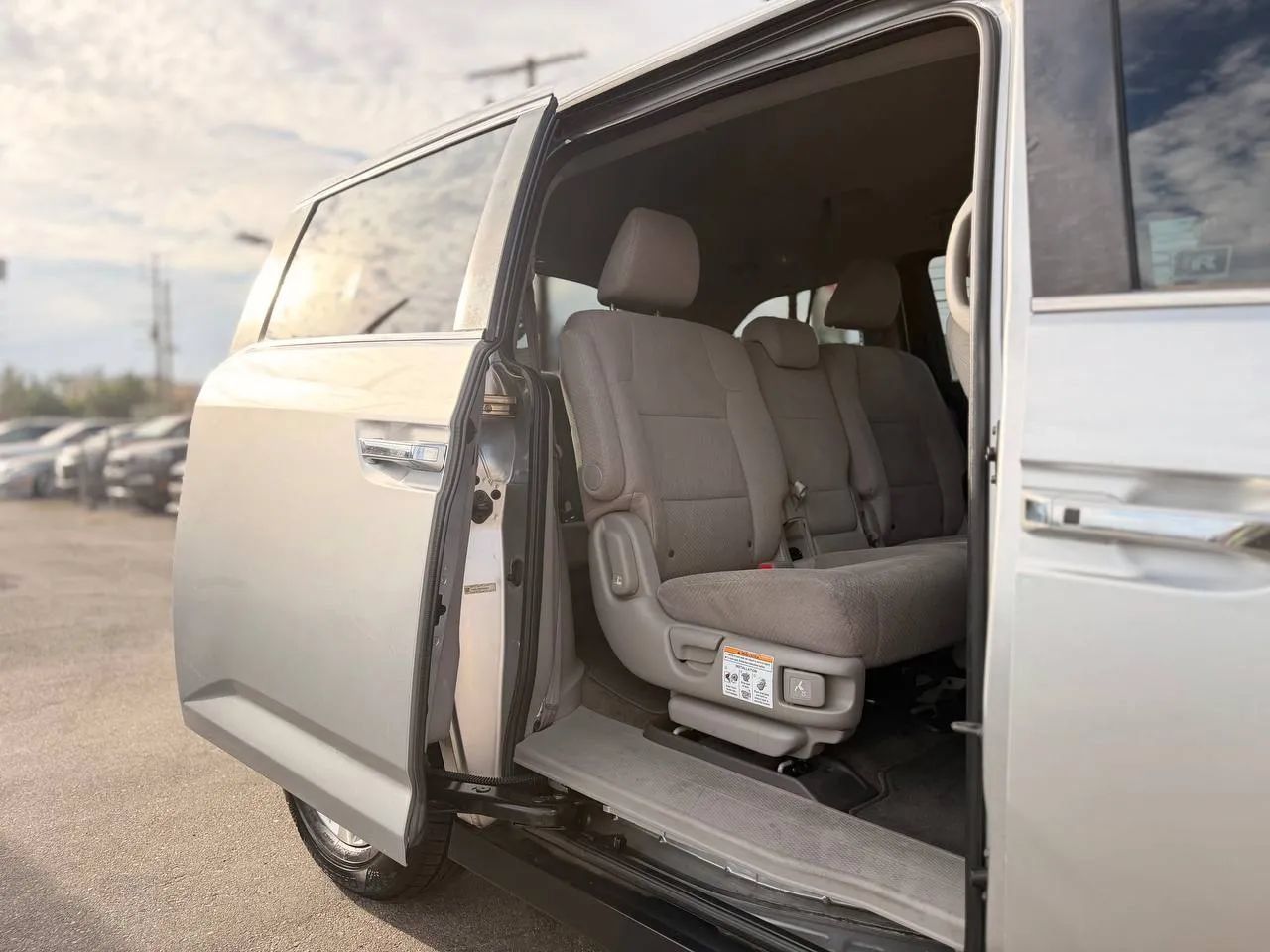 Used 2015 Honda Odyssey EX image 35