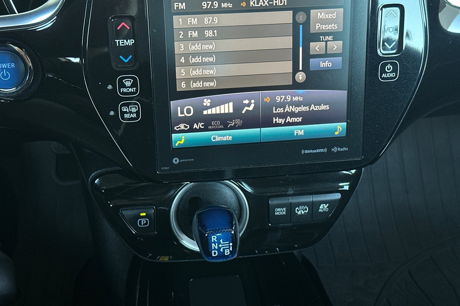 Certified 2020 Toyota Prius Prime XLE FWD image 19