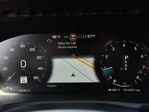 Used 2019 Volvo XC90 T6 Momentum AWD/4WD image 12