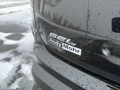 Used 2024 Ford Edge SEL image 9
