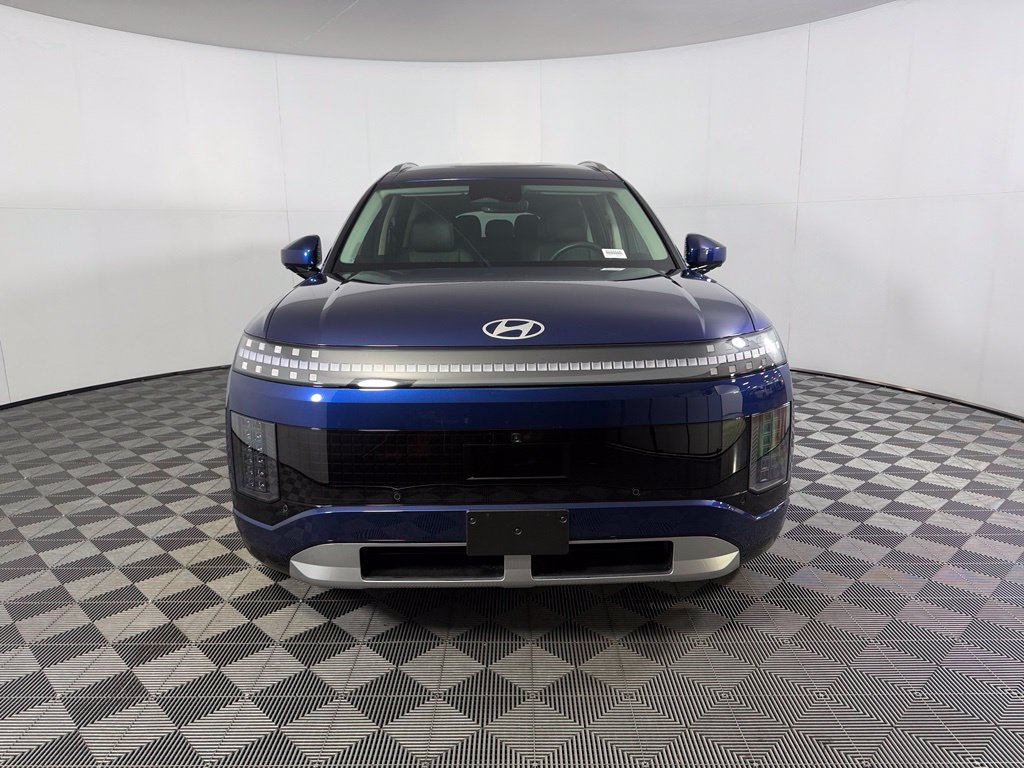 Used 2026 Hyundai Ioniq 9 SEL AWD/4WD image 3