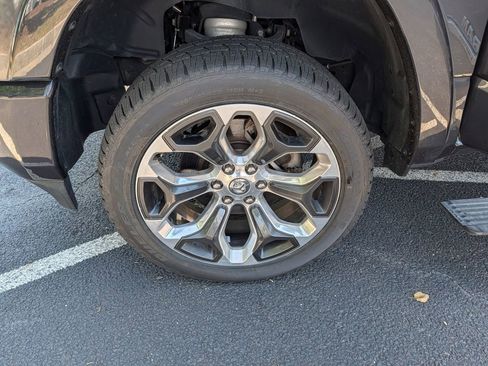 Used 2019 RAM 1500 Limited w/ Advanced Safety Group AWD/4WD image 27