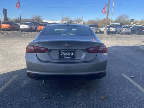 Used 2024 Chevrolet Malibu LT image 4