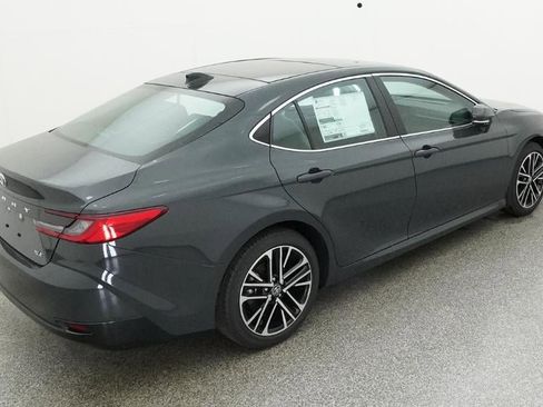 New 2026 Toyota Camry XLE image 9