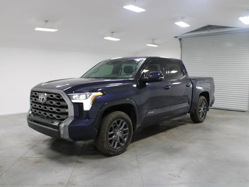 Used 2023 Toyota Tundra Platinum w/ Advanced Package image 4