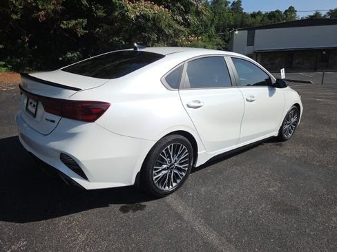 Used 2023 Kia Forte GT-Line w/ GT-Line Premium Package FWD image 7